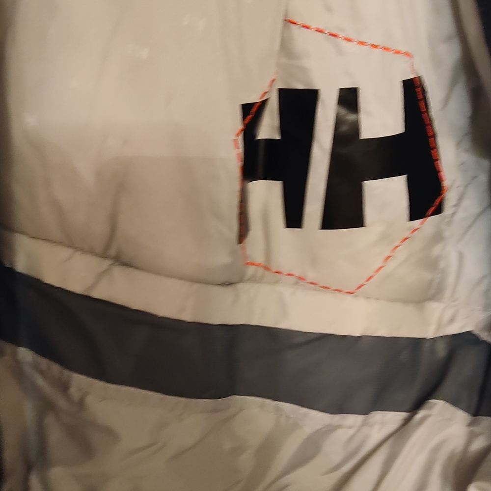 Coat - Picture 4 of 6